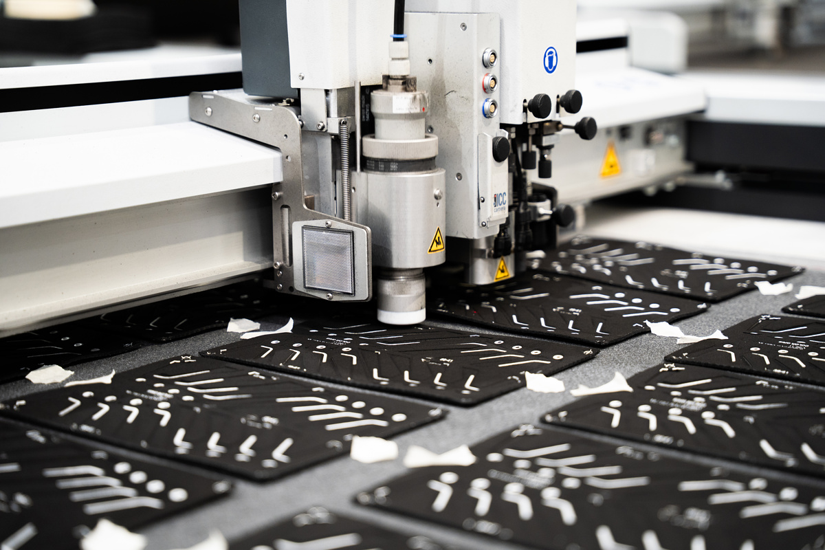 Hochfrequenz-Fügetechnologie ohne Nähte oder Klebstoffe für orthopädische technische Materialien