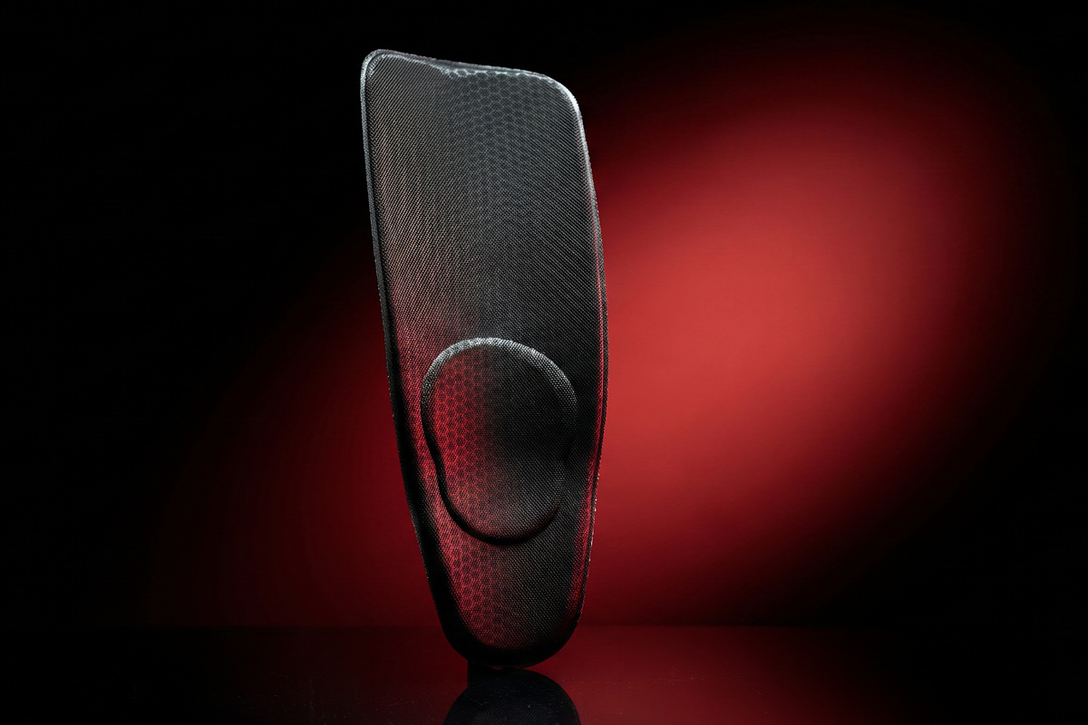 Individuelle funktionale Integration Entwicklung maßgeschneiderter orthopädischer Lösungen durch die Kombination von Materialien, Technologien und industriellen Prozessen