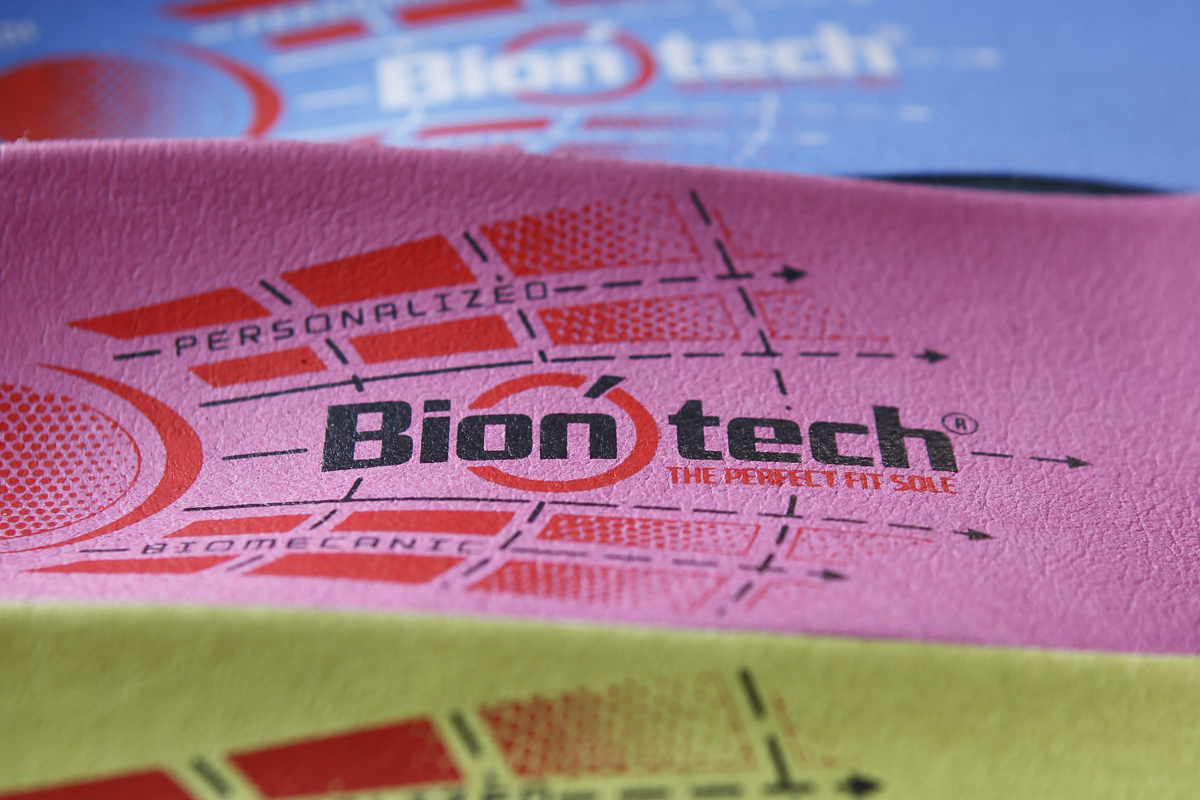 Hochwertiger technischer Druck für orthopädische Materialien und Komponenten